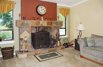 3rd image of 7480 Kentridge Pl SE