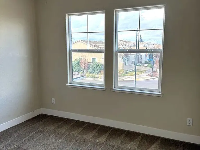 17978 Silver Springs Way — Photo 7