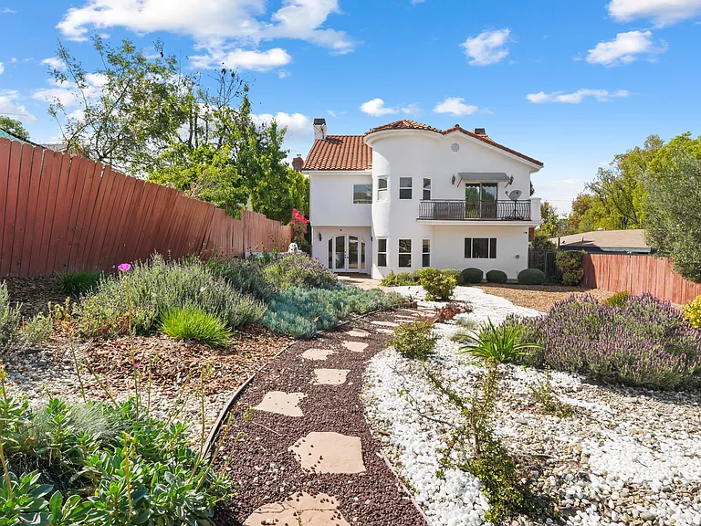 5128 Avenida Hacienda — Photo 7