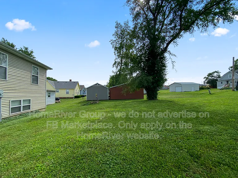 2304 Walnut St — Photo 14