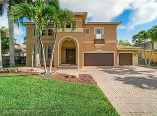 10985 NW 71st Ct, Parkland, FL 33076