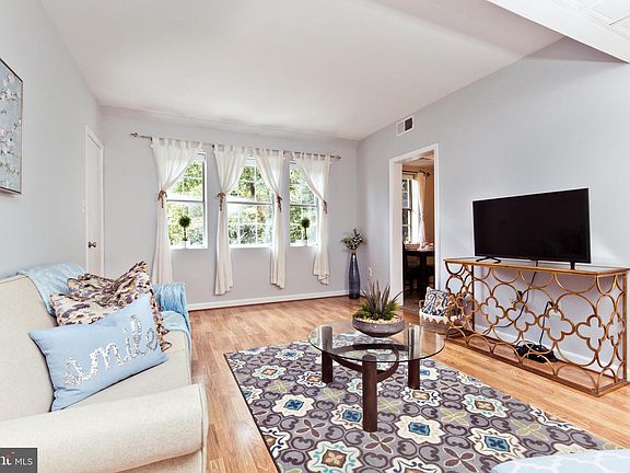 3rd image of 1782 N Troy St #15704