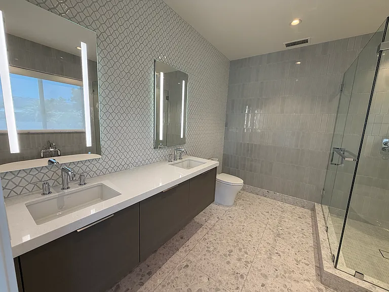 375 W Napa St #1 — Photo 10