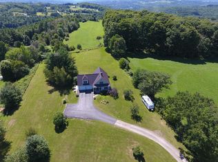 32 Morgan Ln, Barre, VT 05641