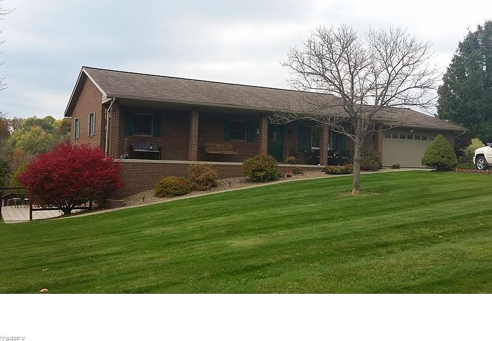 1st image of 62854 Eastview Ct