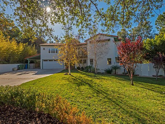 3927 Black Bird Way Calabasas-large-003-