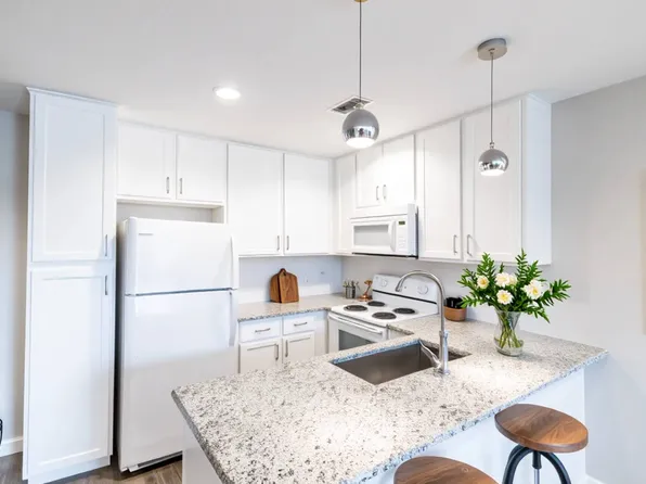 Central Park Apartments, 1603 E Brazos St #4C, Victoria, TX 77901