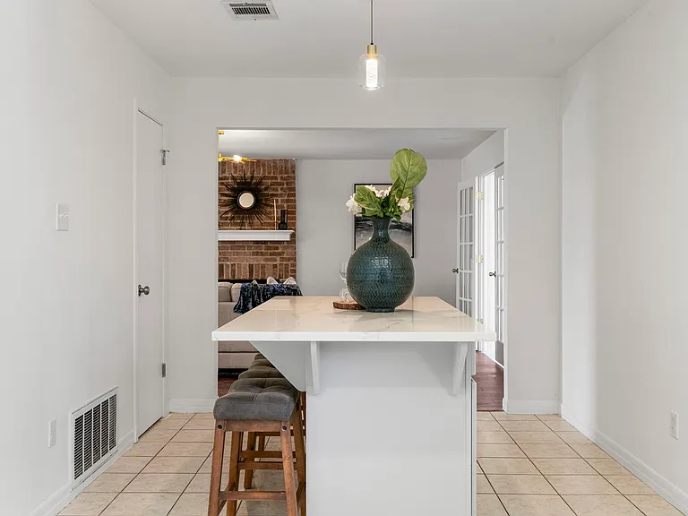 13004 Esplanade St — Photo 27