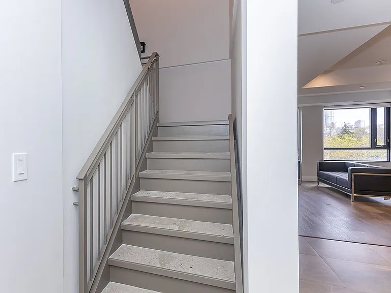 1000 Bathurst St #401 — Photo 19