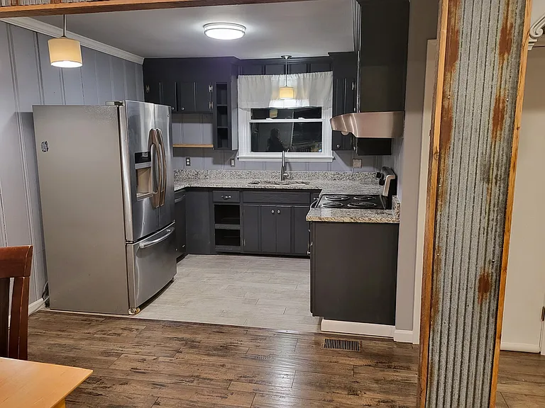 304 Dorr Dr — Photo 15