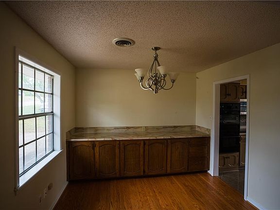 5th image of 1403 N 12th St
