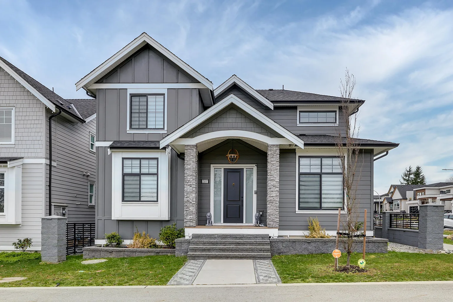 2137 168th St photo 1