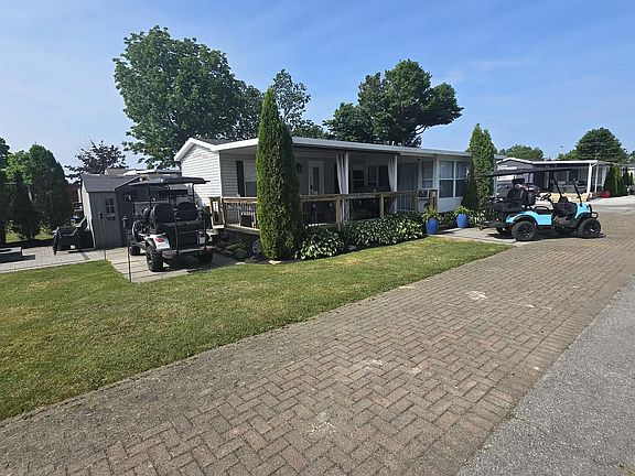 2nd image of 490 Empire Rd #Qvv043