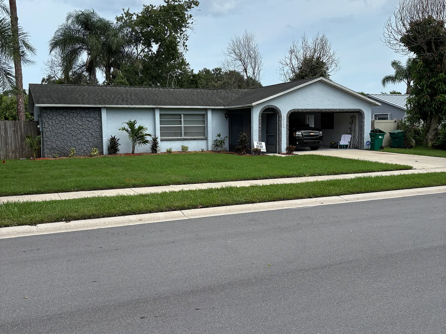 3 bed, 1410 sqft, $2,300 — Photo 1