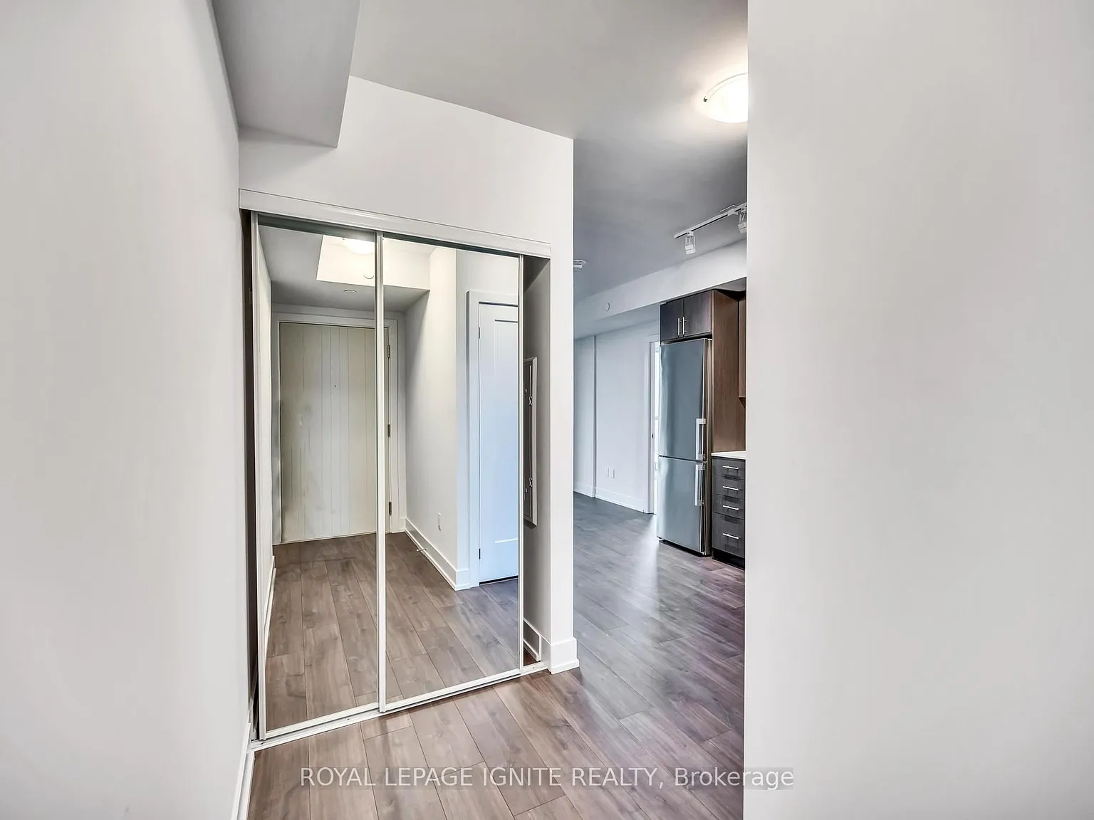 1 bed, $2,000 — Photo 3