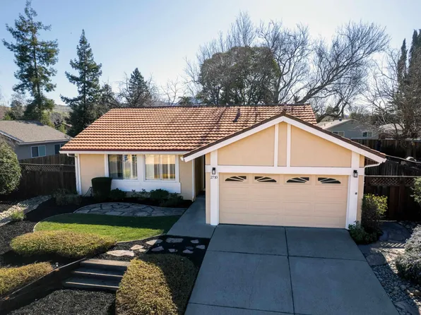 2710 Lyon Cir, Concord, CA 94518