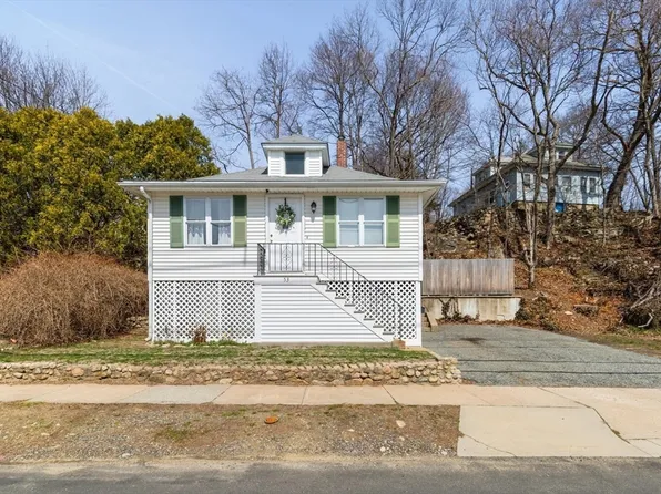 53 Bartholomew St, Peabody, MA 01960