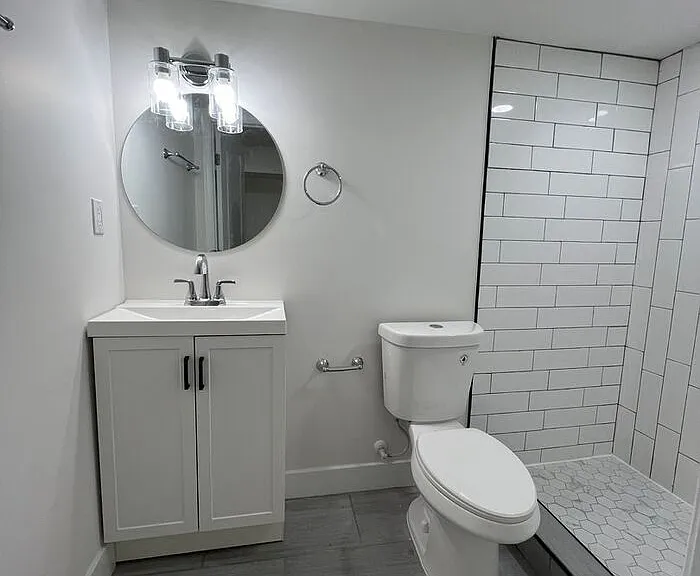 2399 Guilford Ave — Photo 13