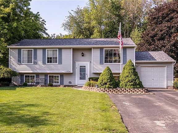 2nd image of 1534 Elderberry Cir