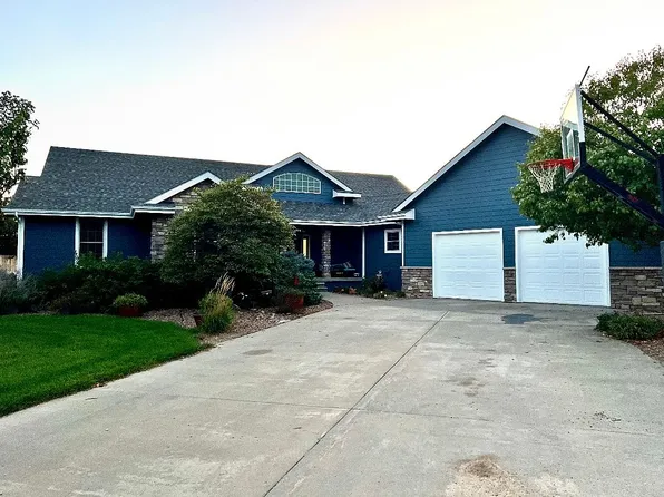 609 N Broadway St, Plainville, KS 67663