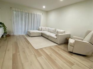 1200 Tallwood Ave APT 302, Hollywood, FL 33021