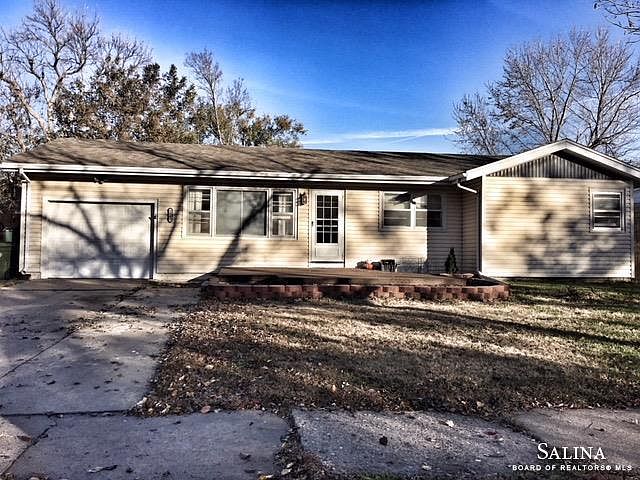 1st image of 2043 Edward St