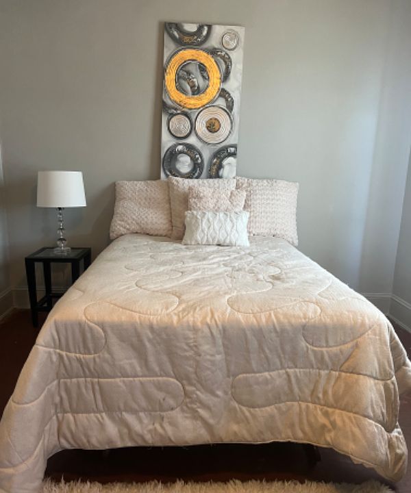 1st image of 300 Marydell Rd #2