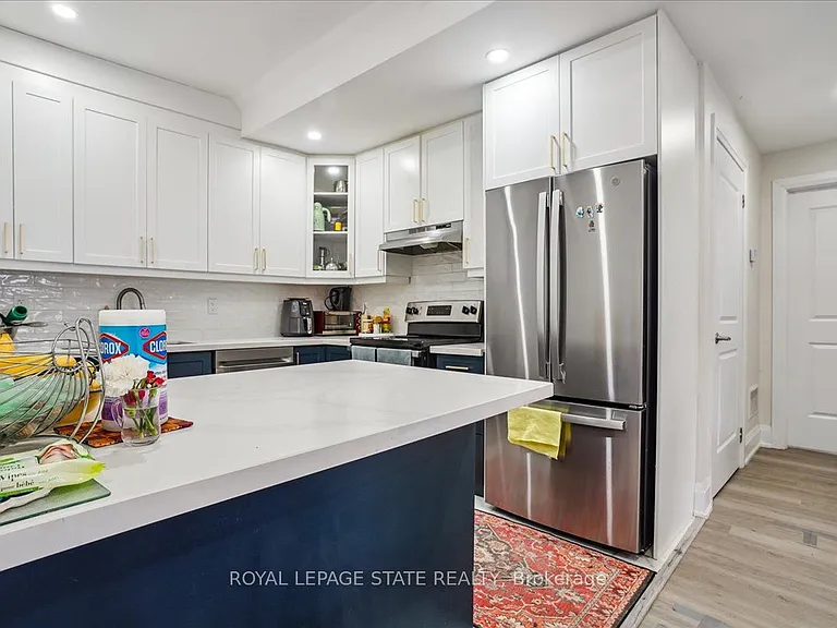 251R King St E — Photo 7