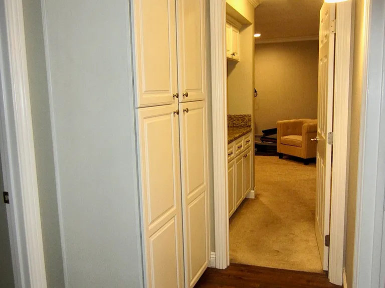 266 S Madison Ave #106 — Photo 15