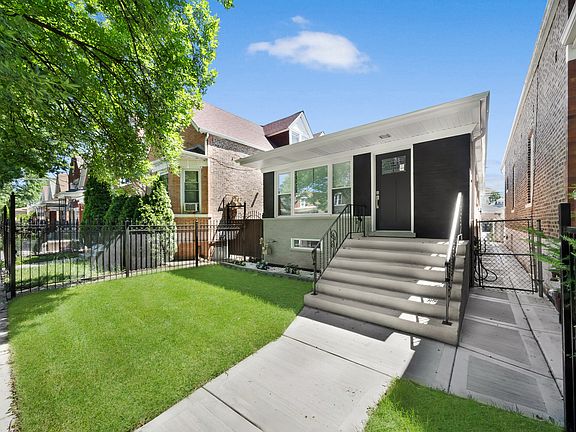 3rd image of 4331 S Campbell Ave