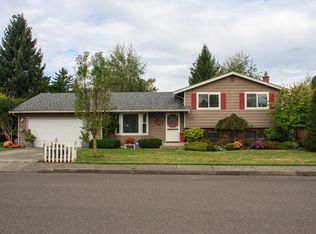 705 Vine St, Lynden, WA 98264