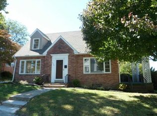 430 N Franklin St, Red Lion, PA 17356