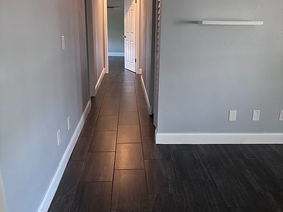 5th image of 1410 NE Pine Island Ln