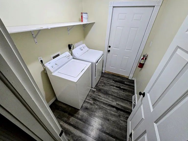 1206 Downey St — Photo 26