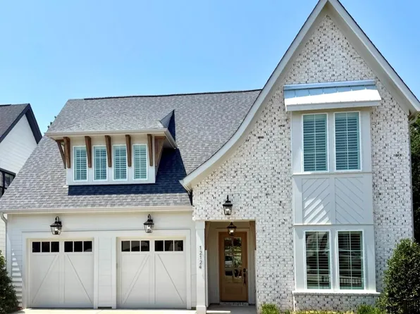 12124 Cambridge Square Dr, Cornelius, NC 28031