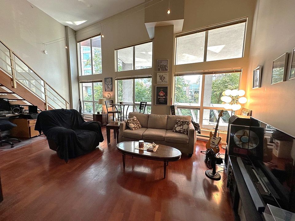 1st image of 933 Seymour St #217