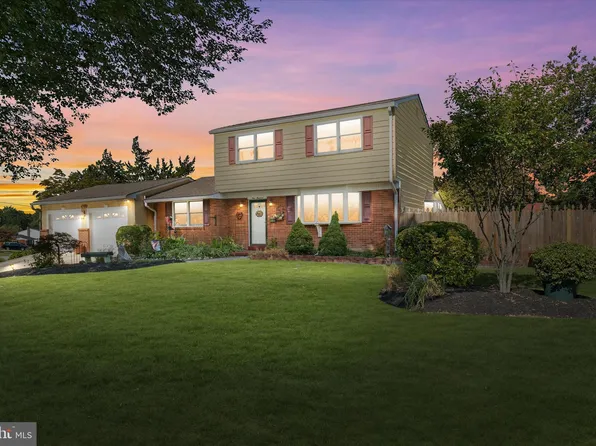 900 Rahway Dr, Newark, DE 19711