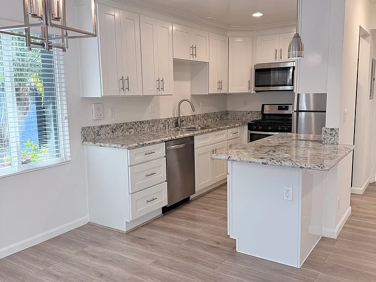 1612 S Bundy Dr #1 — Photo 1