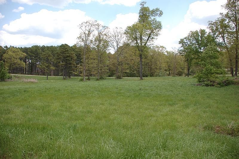 1st image of Laura Ln