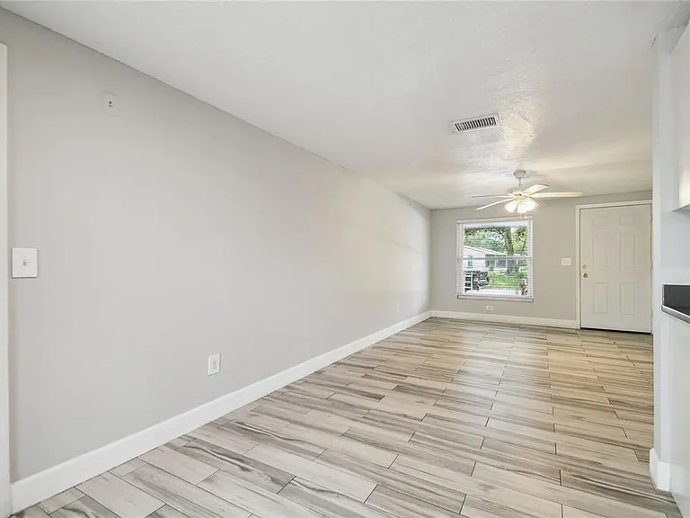 3679 Sugarcreek Dr — Photo 9