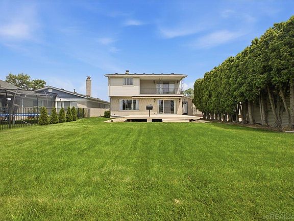 4th image of 39375 E Archer Dr
