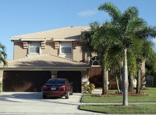 2237 Ridgewood Cir #2, Royal Palm Beach, FL 33411