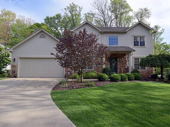 2nd image of 7780 Cliffview Dr
