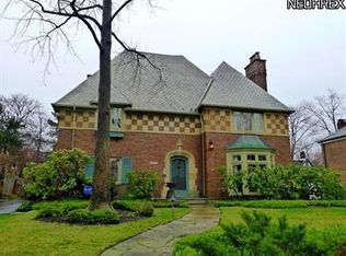 2973 Montgomery Rd, Shaker Heights, OH 44122