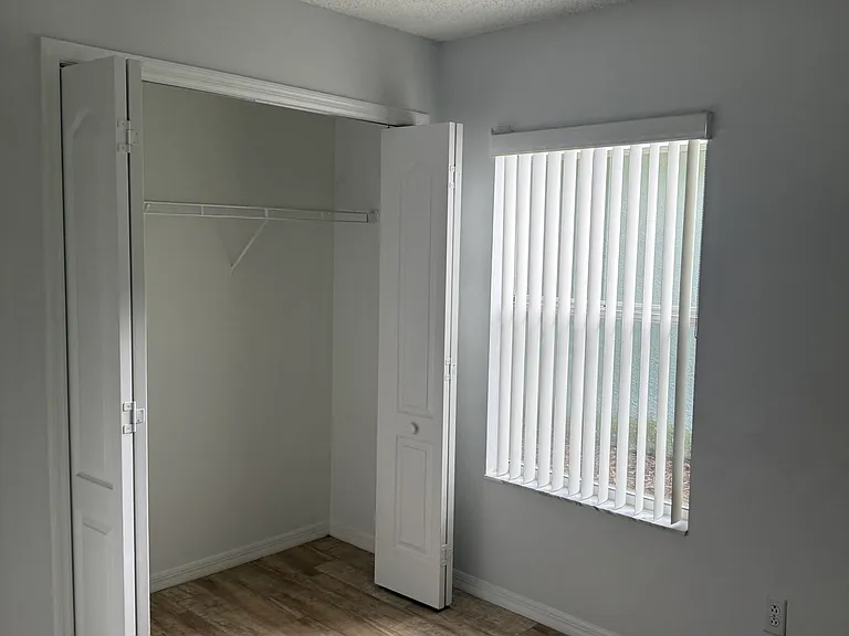 4400 Venice Dr — Photo 6