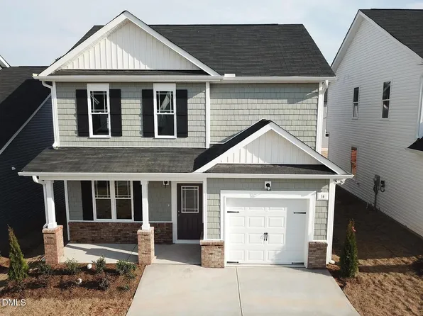 14 Diploma Dr, Clayton, NC 27520