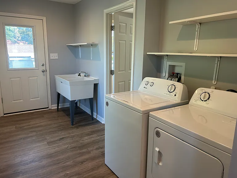 2605 Maple Ave — Photo 12