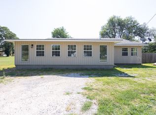 11 SW Riverside Ave, Ponca City, OK 74601