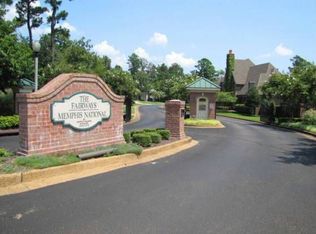 10262 Carnegie Club Dr, Collierville, TN 38017