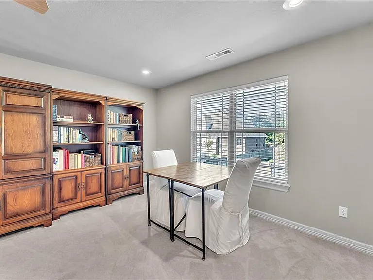 5703 W Casey Dr — Photo 19